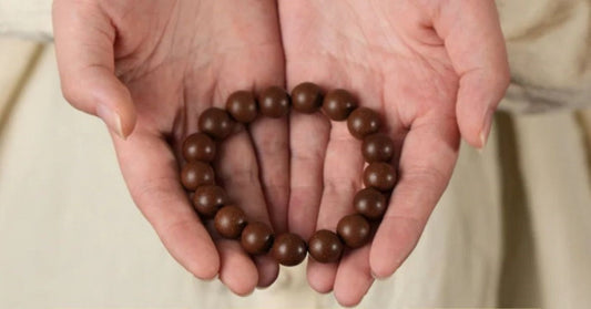 5 Simple Ways to Wear Incense Beads for Daily Calm